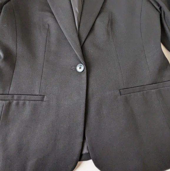 ⭐Black Banana Republic Suit Jacket Blazer Size 4 Classic Fit⭐ - Picture 4 of 9